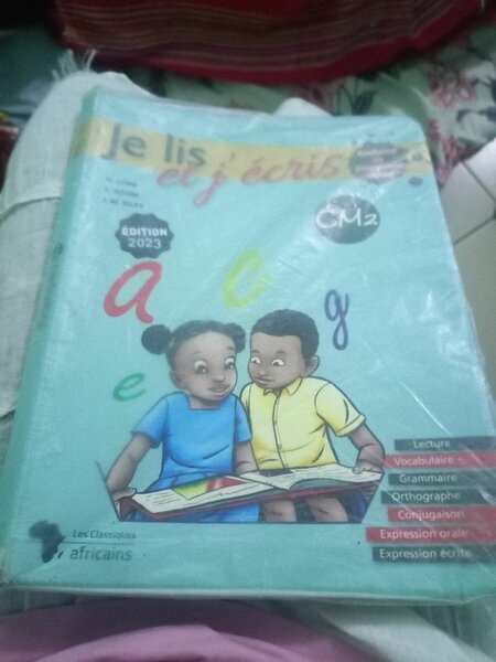 Manuel Scolaire CM2 2023