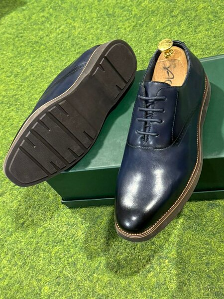 Chaussures habillées en cuir homme