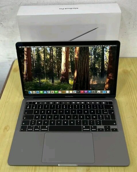 MacBook Pro 13” 2023