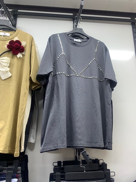 ДВОЙКА ФУТБОЛКА  рваные ШТАНЫ