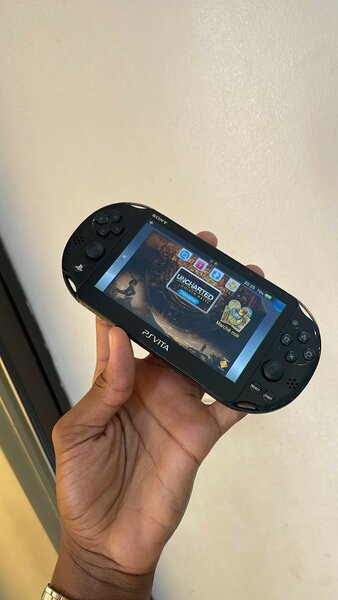 Psvita slim