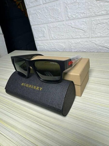 Lunettes de soleil élégantes