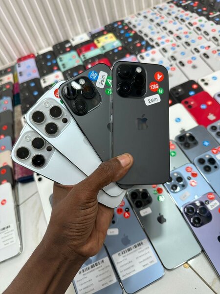 iPhone 14 pro 128G quasi