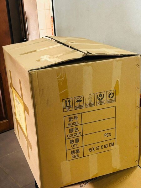 Cartons d'emballage robustes