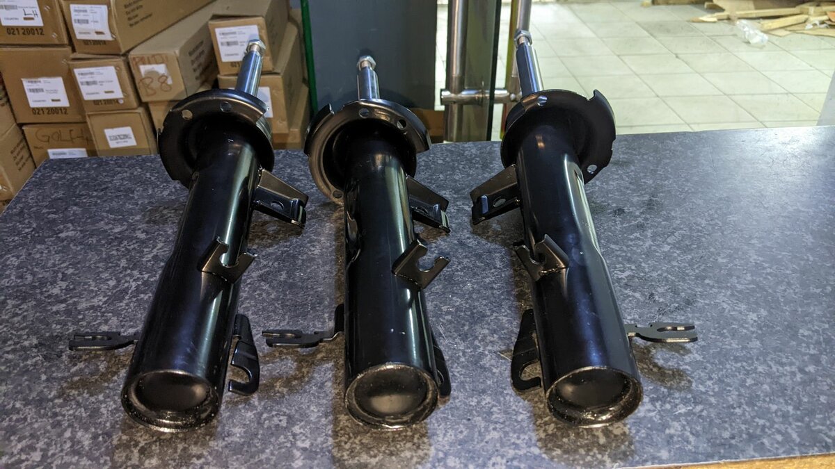 Front Shocks Absobers For MINI COOPER R60 2020