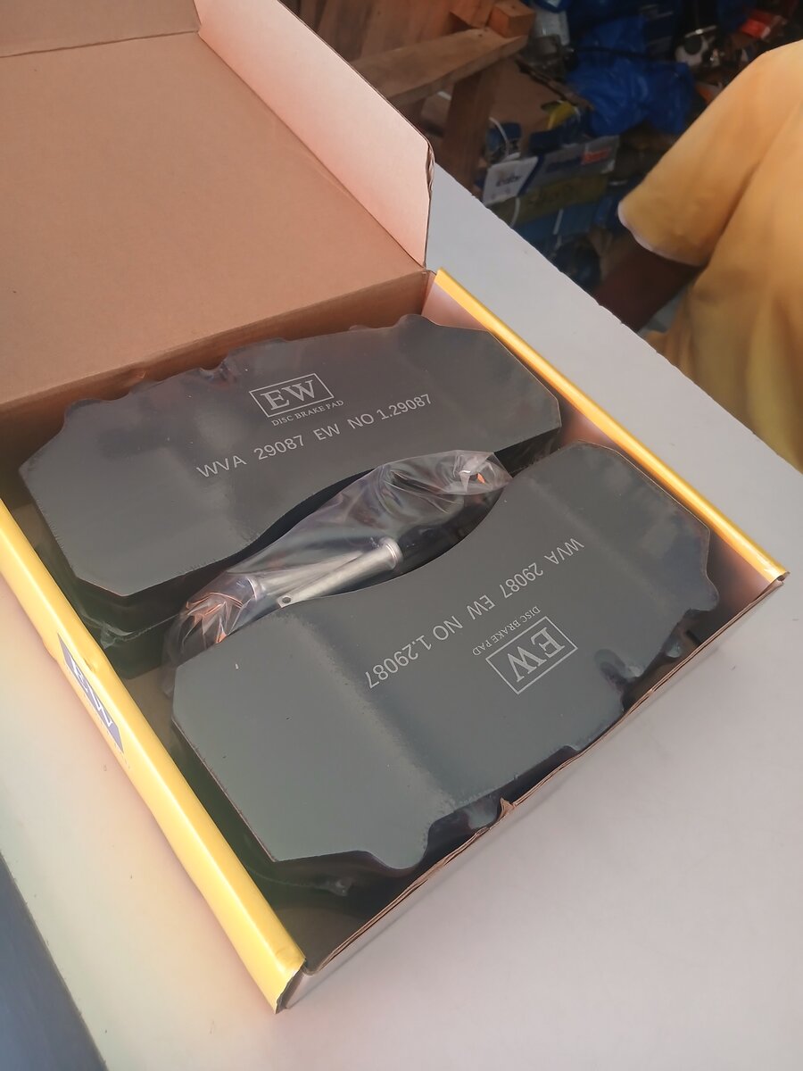 Truck Disc Brake Pads EW