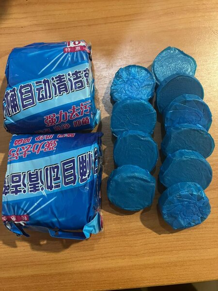 Automatic toilet bowl cleaner