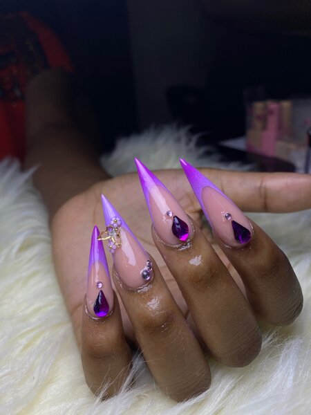 Nails by shadreck