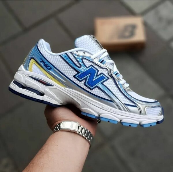 Baskets New Balance 740