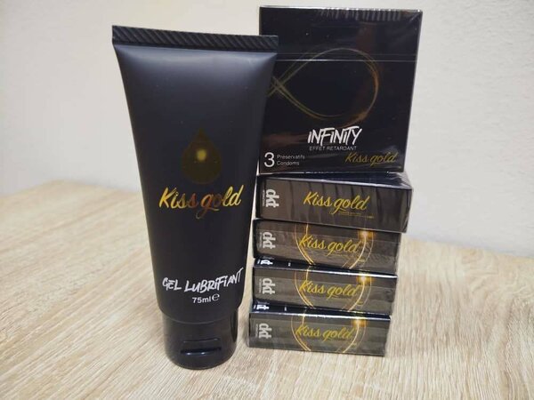 5 paquets de 3 préservatifs +