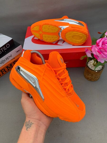 Sneakers orange vif modernes