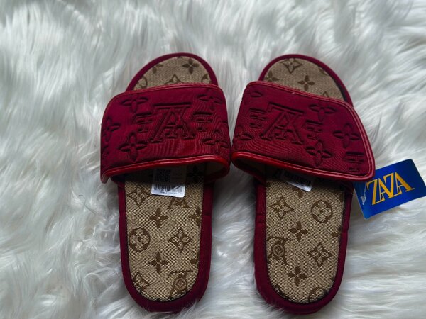 Sandales Louis Vuitton