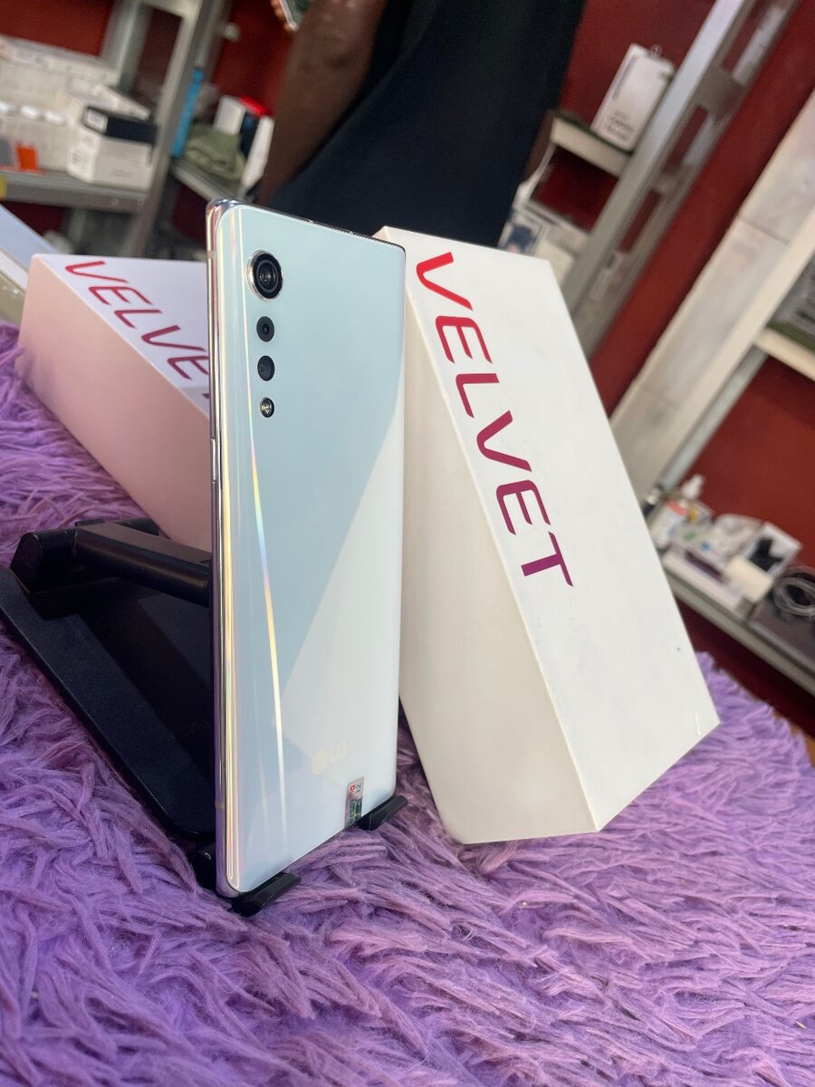 LG velvet 256 gb