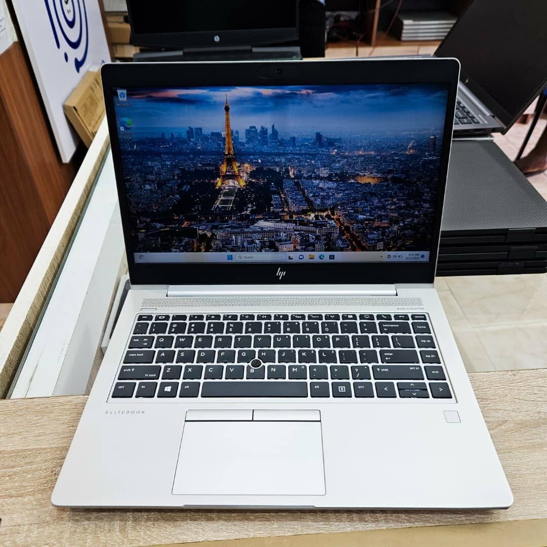 *HP ELITEBOOK 735 G5 GAMING*