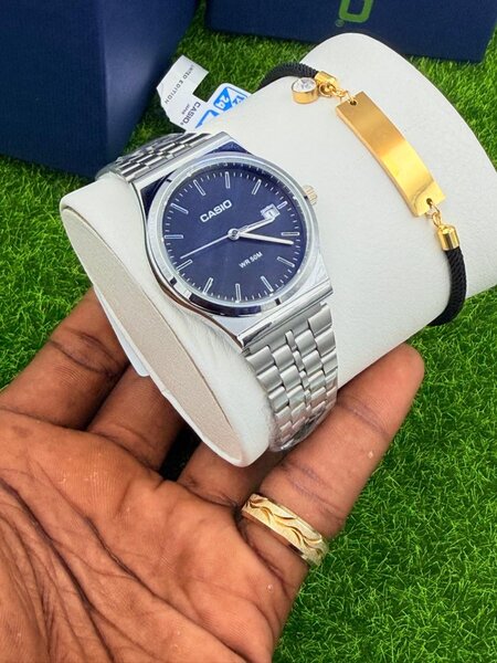 Montre Classique Casio Homme