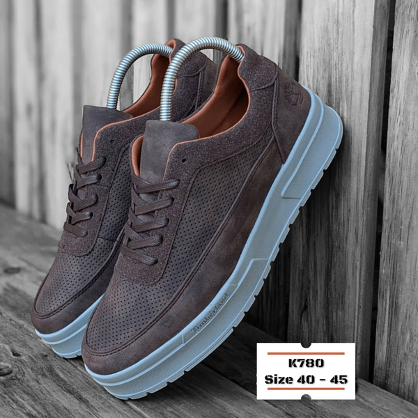 TIMBERLAND LOW-CUT SNEAKERS