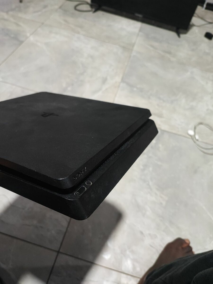 Console PS4 Slim