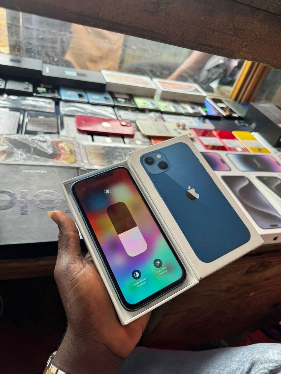 iPhone 13 128 giga tout passe a merveille