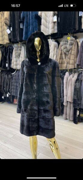 Шуба норковая,  торг,женская 46 размер одевалась пару раз