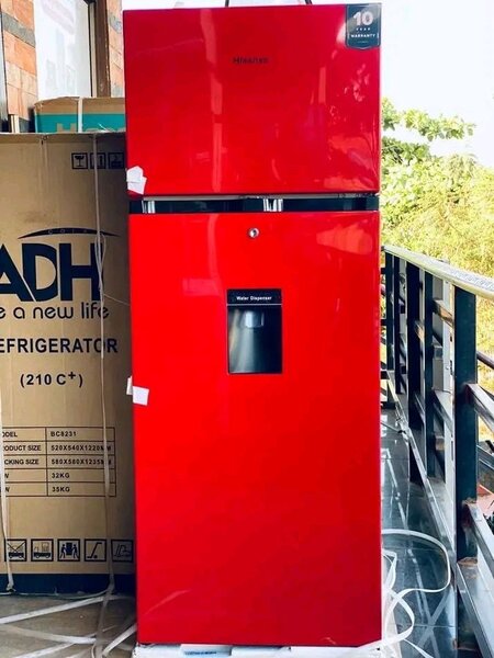 ADH REFRIGERATOR WITH DISPENSER