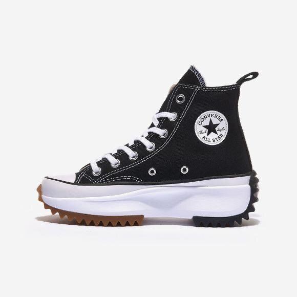 Baskets montantes noires tendance