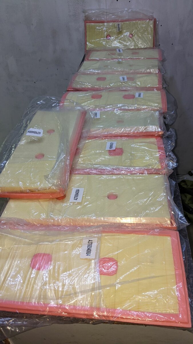 Engine Air Filter BENZ C200 W205  M276 2024