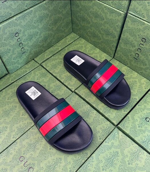 Sandales de marque tendance