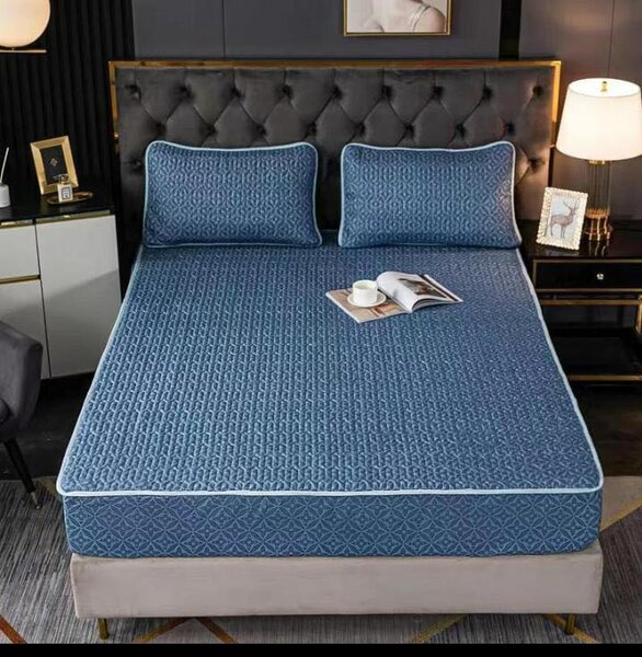 Waterproof Bed Cover