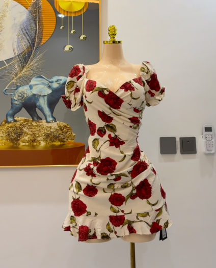 Mini dress with flowers