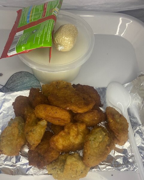 Beignets Akara avec bouillie