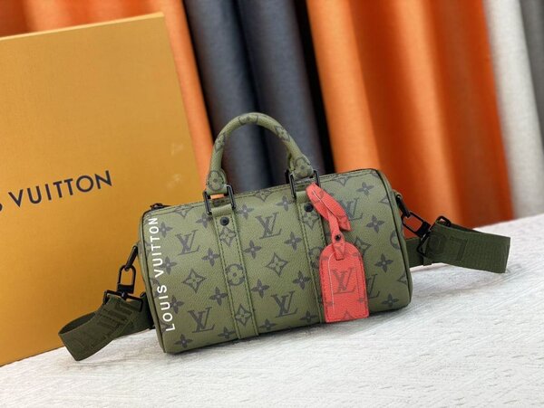 Sacoche Louis Vuitton
