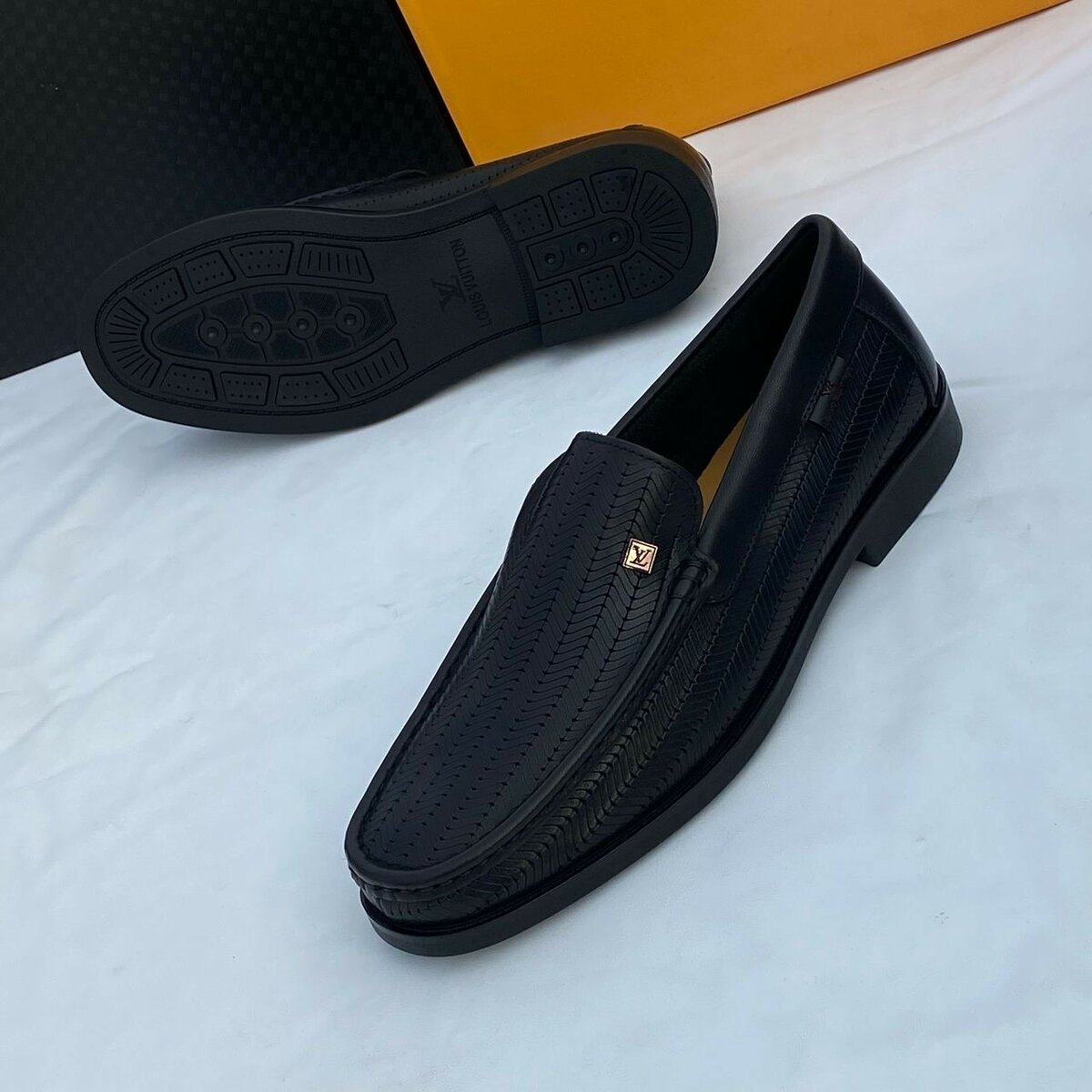Mens Loafer shoe