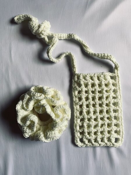 Sac en laine et chouchou