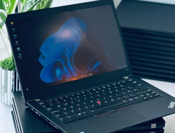 Lenovo 8th Gen Core i5 Touchscreen Laptop for my Engineering and IT Students...