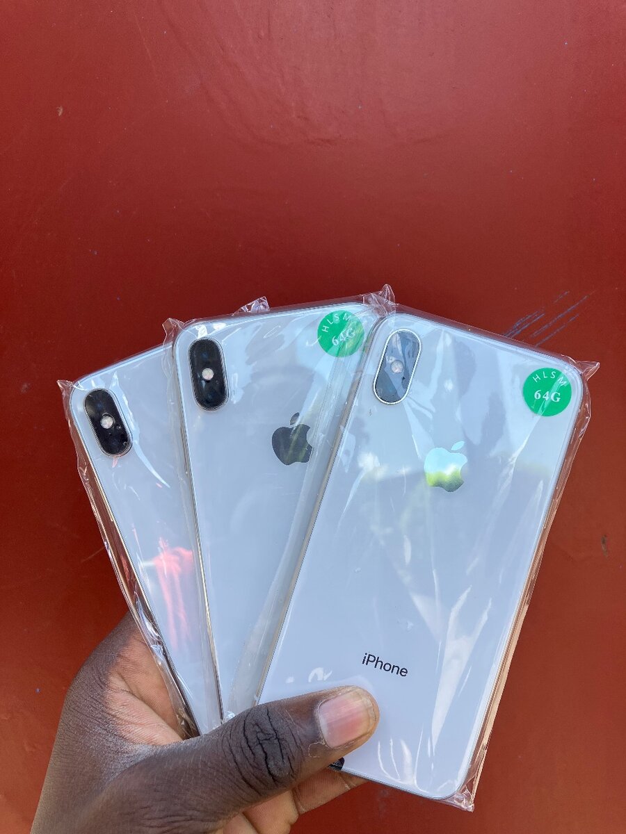 iPhone X  64gb  Fully functional
