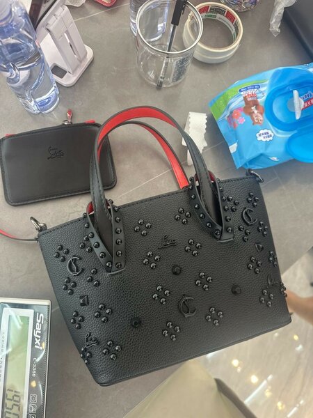 Sac à main noir élégant