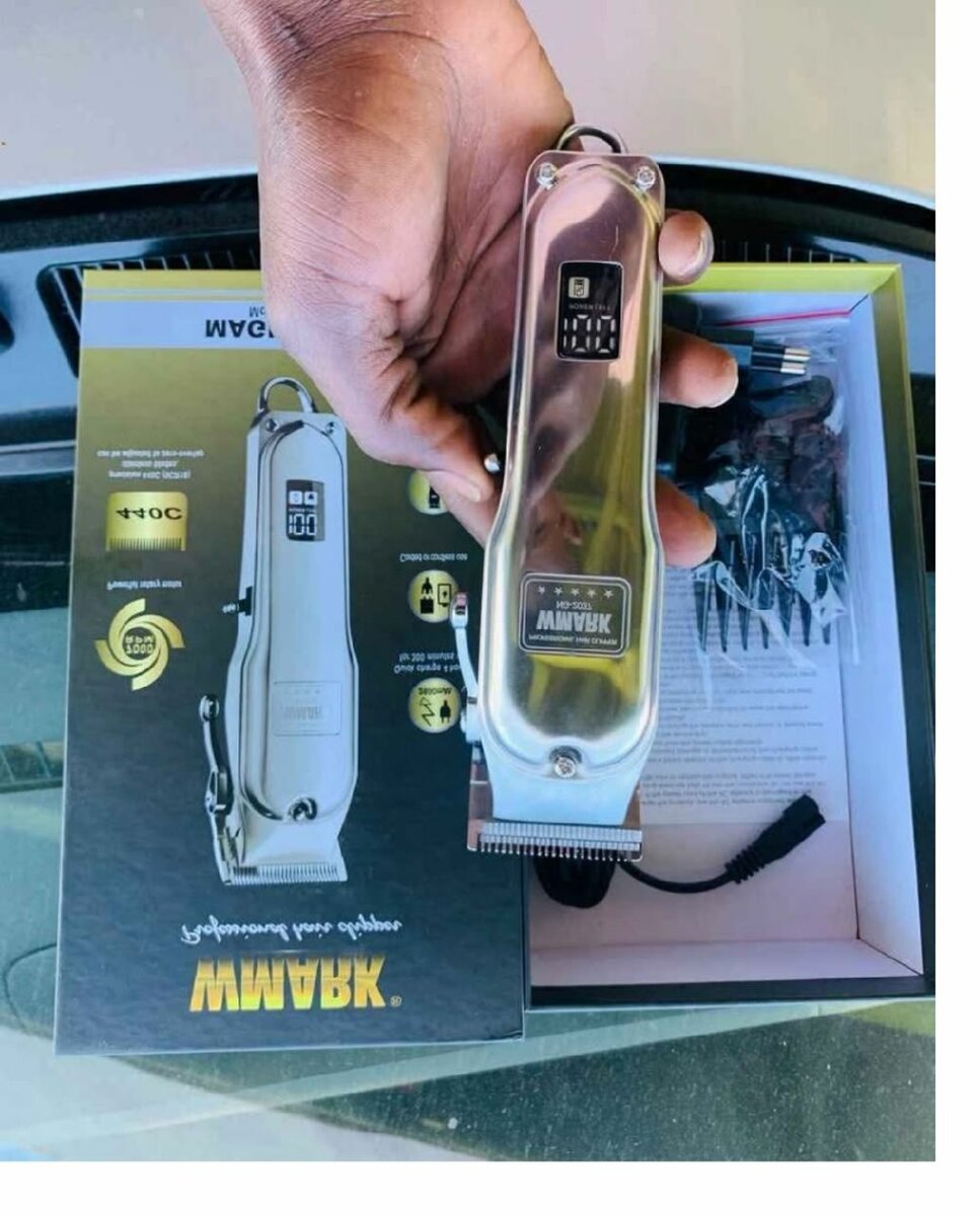 RECHARBLE BARBING MACHINE