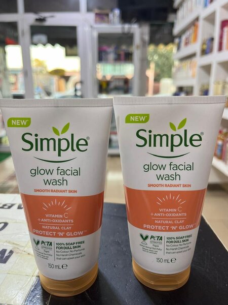 Simple glow facial wash