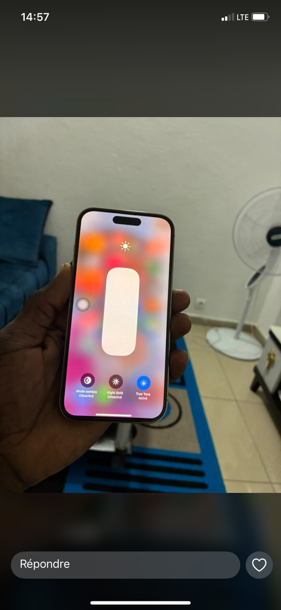 Smartphone haut de gamme 14 Pro