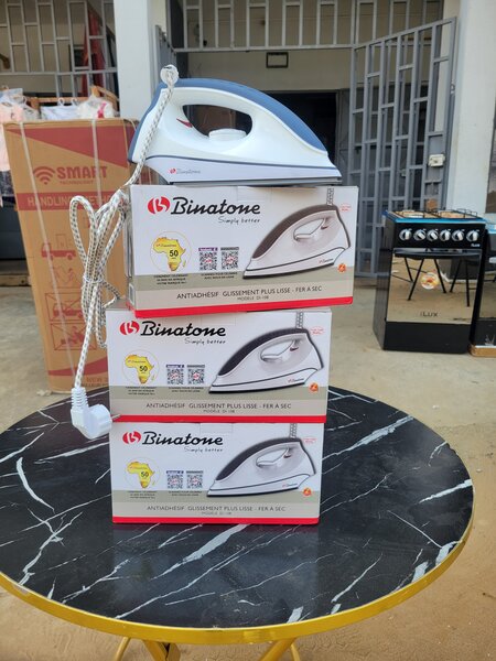 Fer à repasser binatone silencieux
