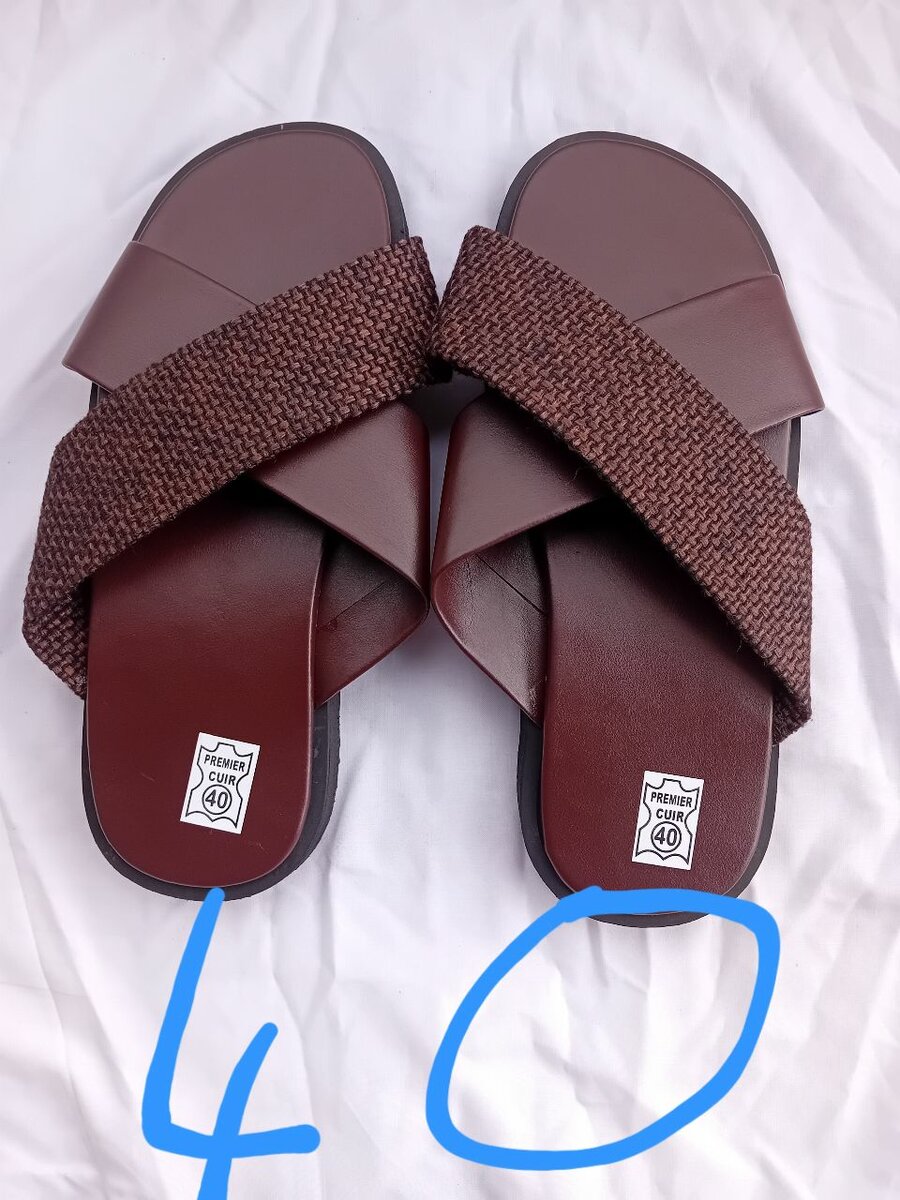 Sandales tressées homme