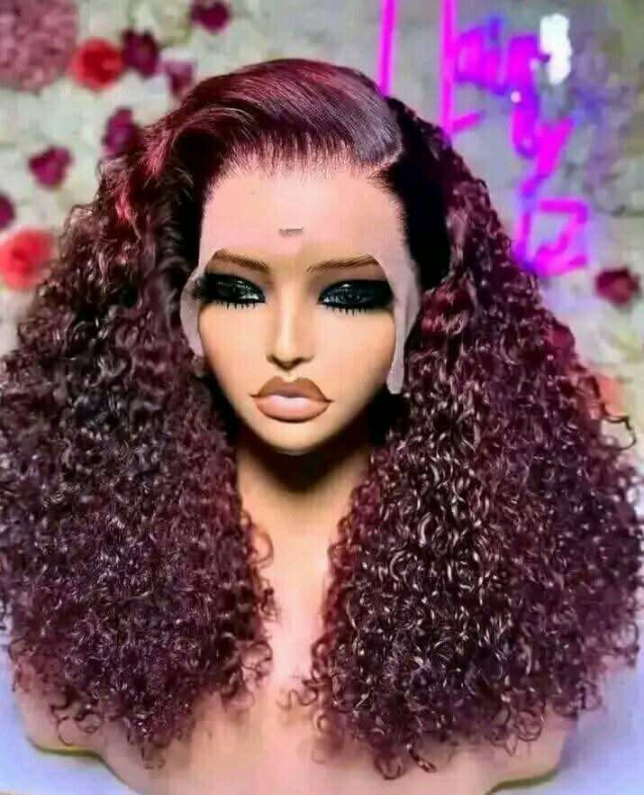 Perruque Bouclée en Dentelle