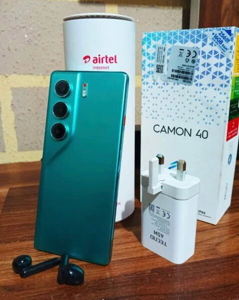 Camon 40 Pro Smartphone