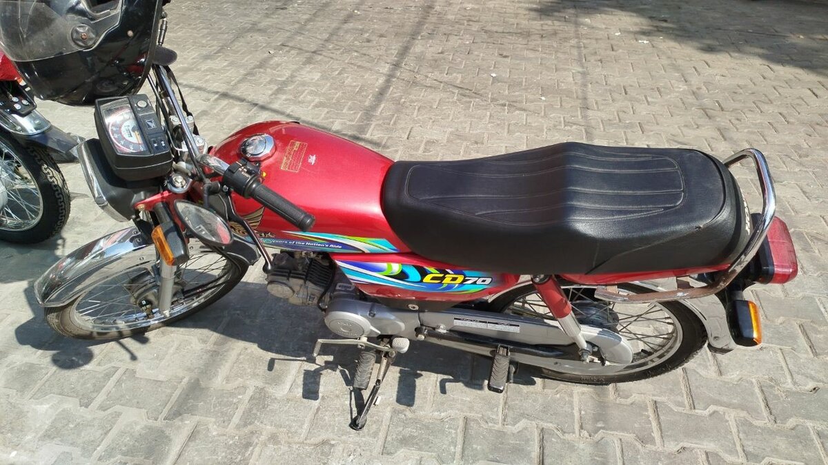 Honda cd 70 motor bike