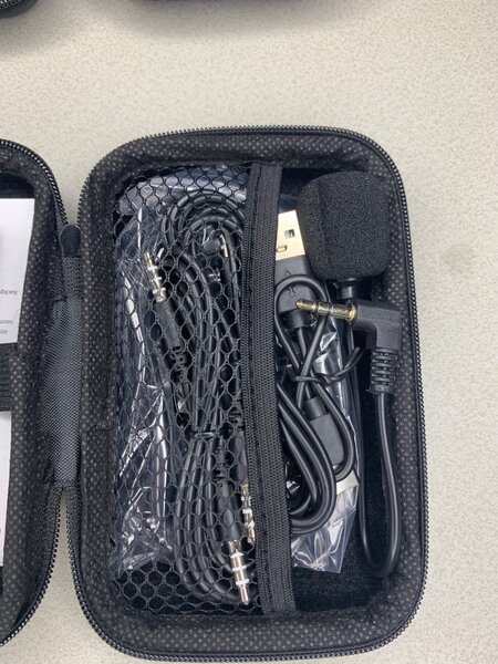 Handheld voice changer i9