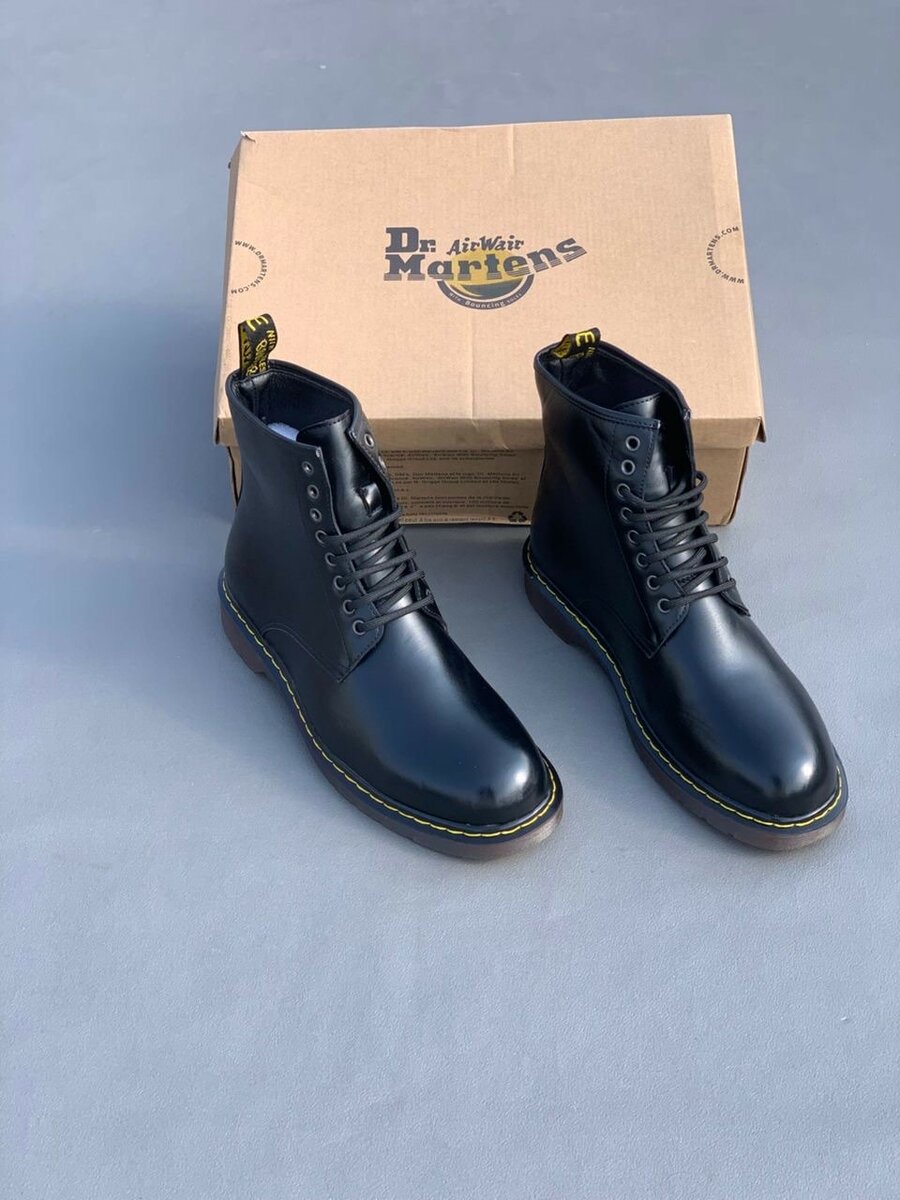 Bottes en cuir noir Dr Martens