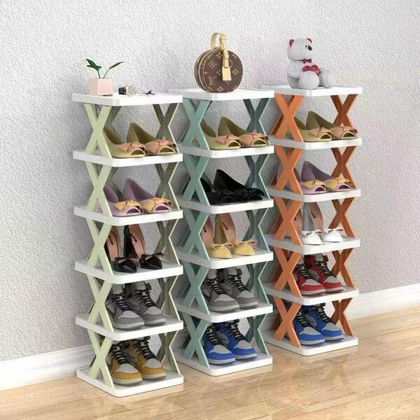Shoes shelves