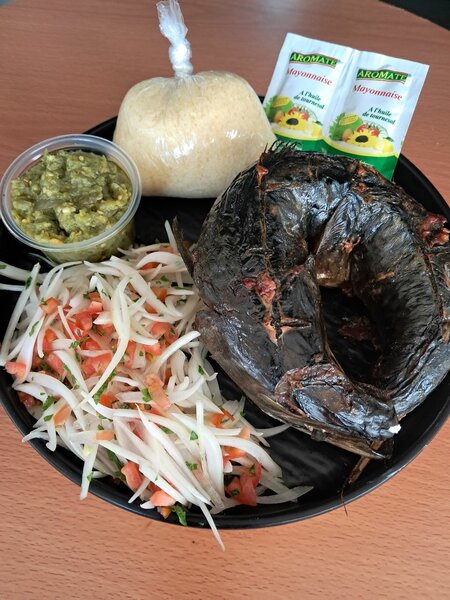 Poisson fumé attieke