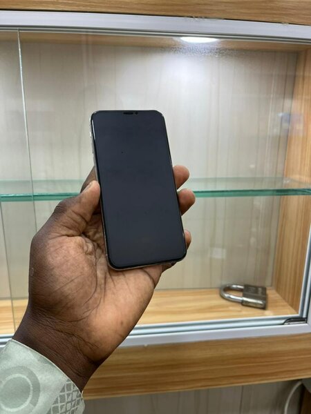 Iphone X 64gb sans id