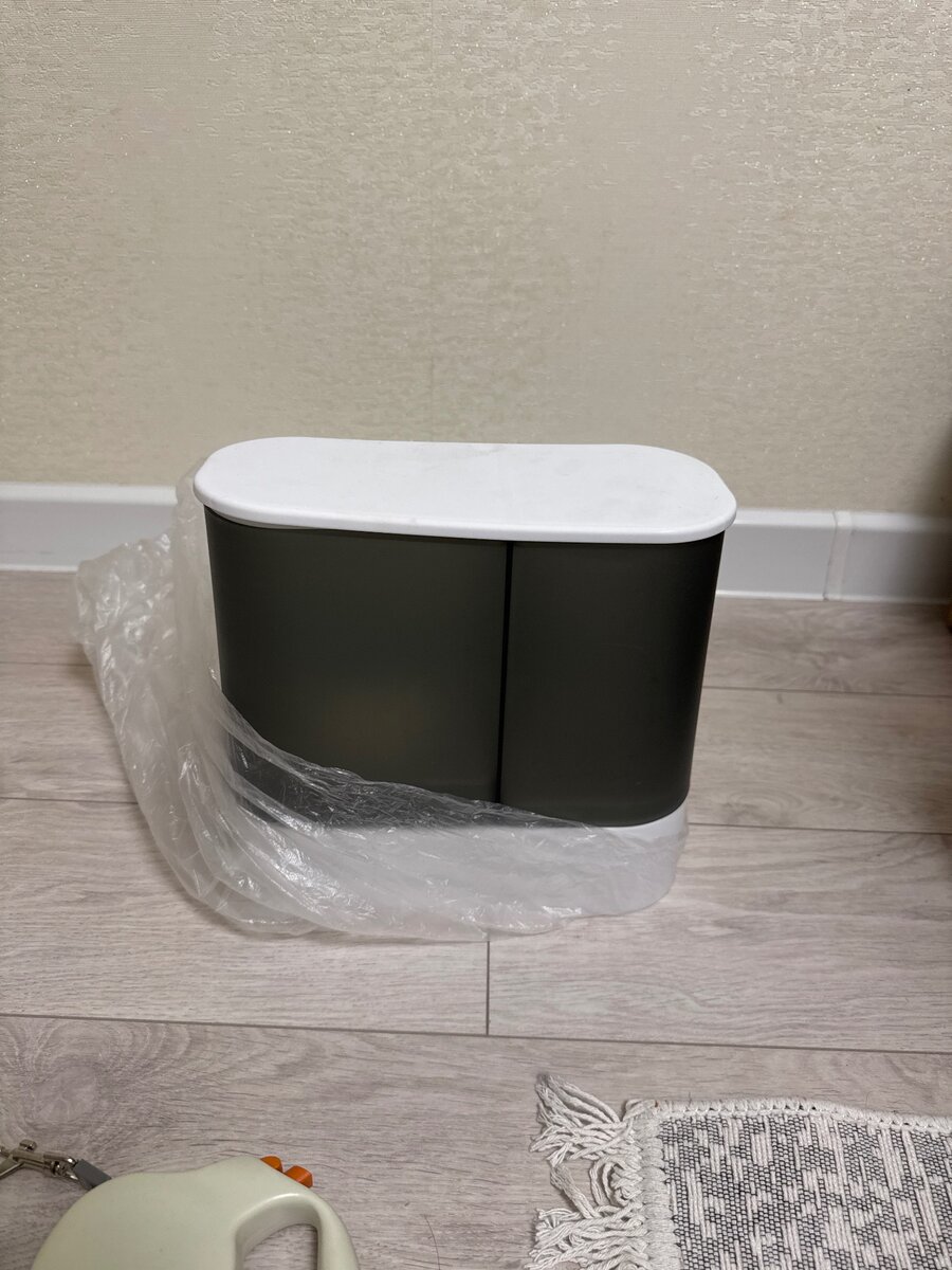 Кормушка плюс поилка для кошек